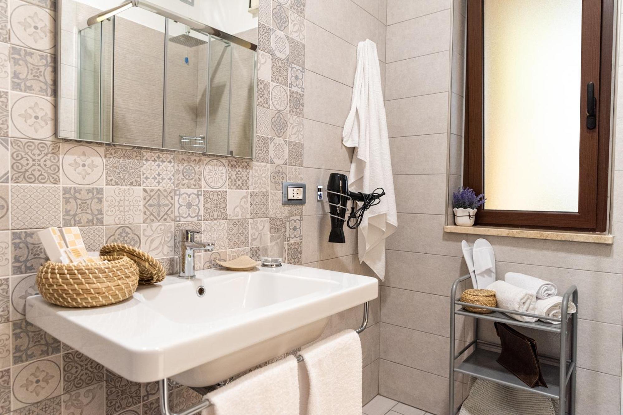 Cilento Suite - Vinarte B&B Agropoli Extérieur photo